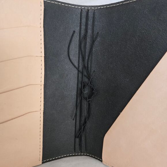 Chic Sparrow Journal Cover Black Leather Made in the USA Travelers Book *read* - Picture 4 of 12